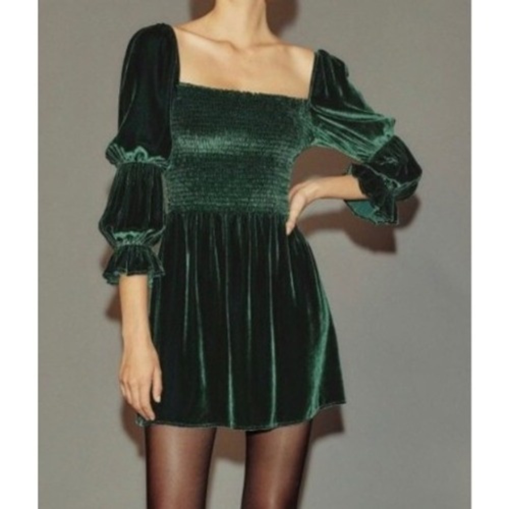 Reformation Albi Velvet Mini Dress Emerald Women Size XS Smocked Ruffle Cuff
